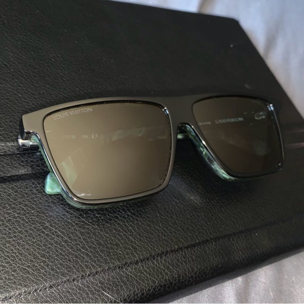 Louis Vuitton men’s sunglasses